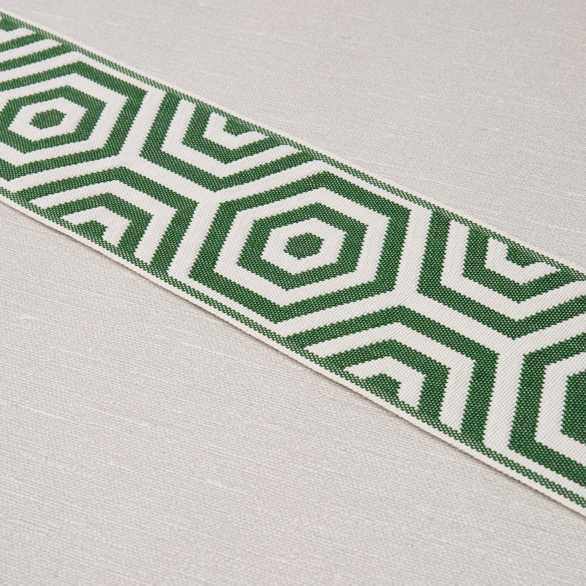 BEES-KNEES-INDOOR-OUTDOOR-TAPE-GREEN-SCHUMACHER-82451