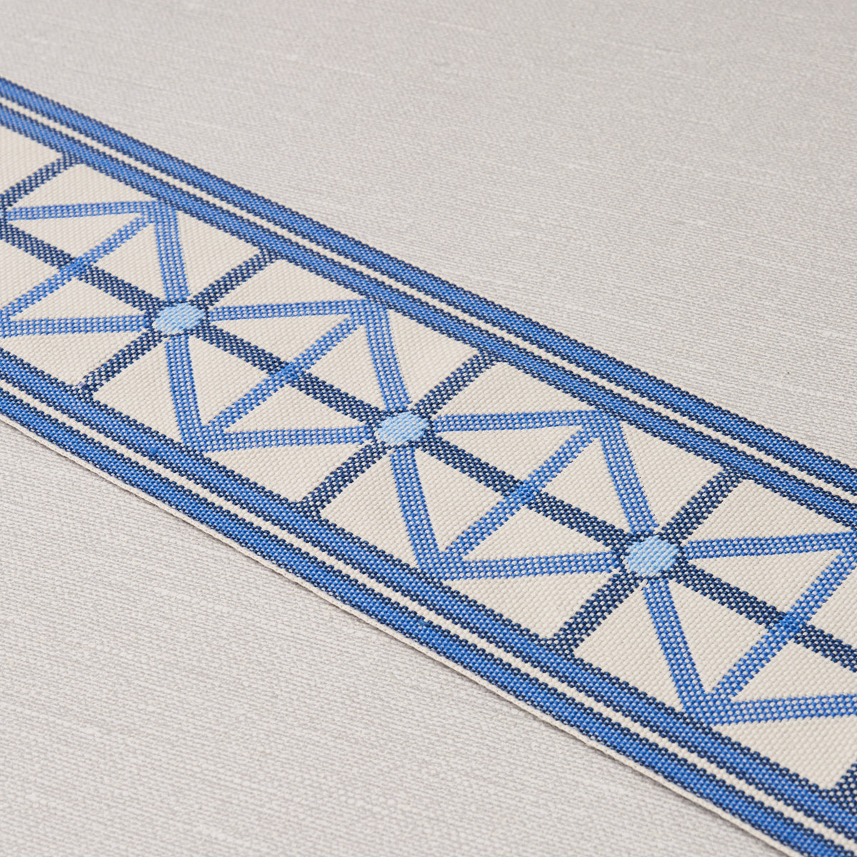 NAPOLEON-INDOOR-OUTDOOR-TAPE-OCEAN-SCHUMACHER-82460