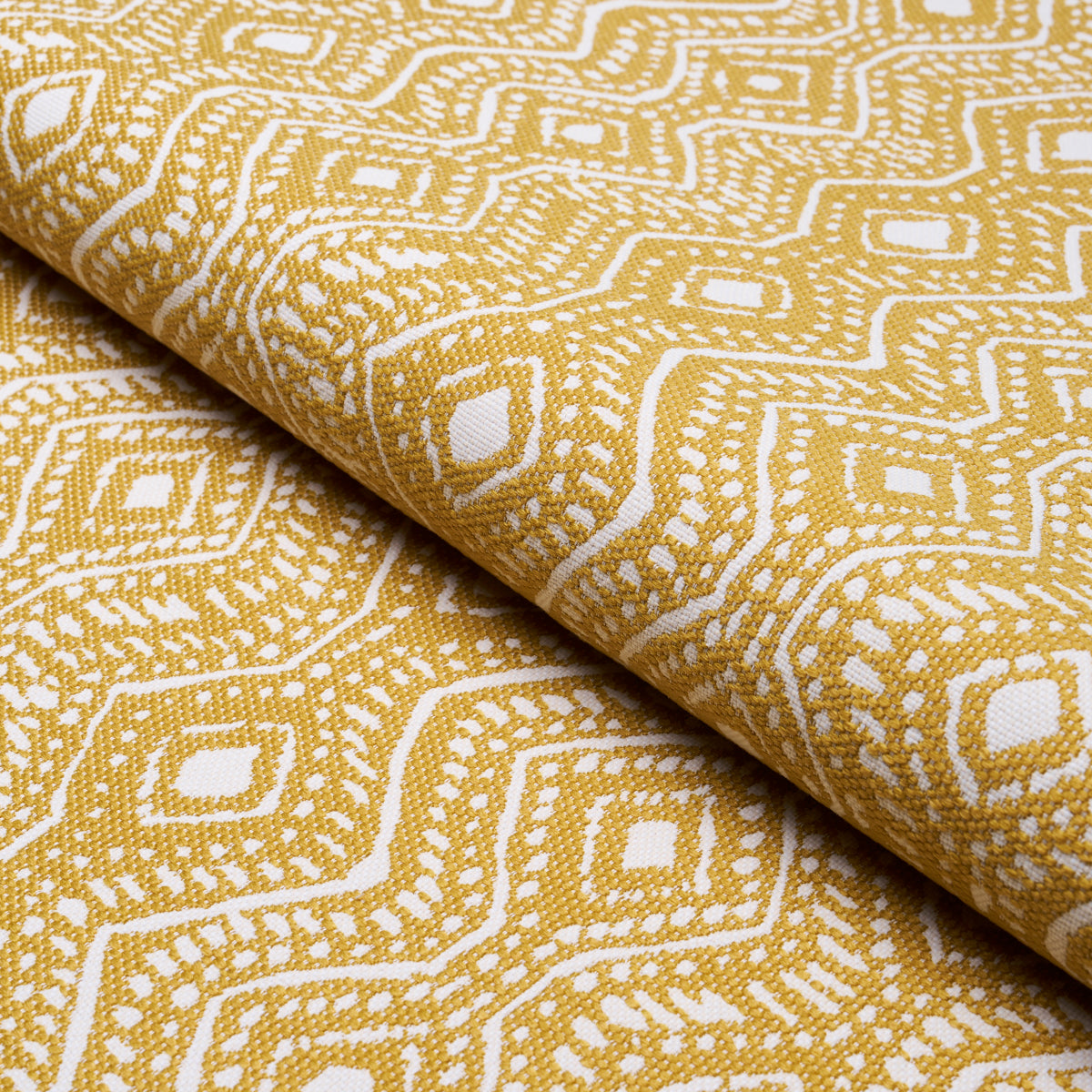 COLMA-INDOOR-OUTDOOR-MARIGOLD-SCHUMACHER-84240