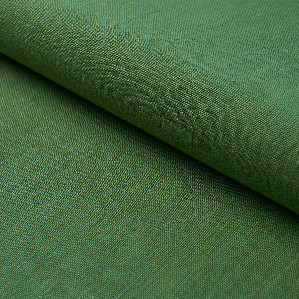 KAI-LINEN-GRASS-SCHUMACHER-84958