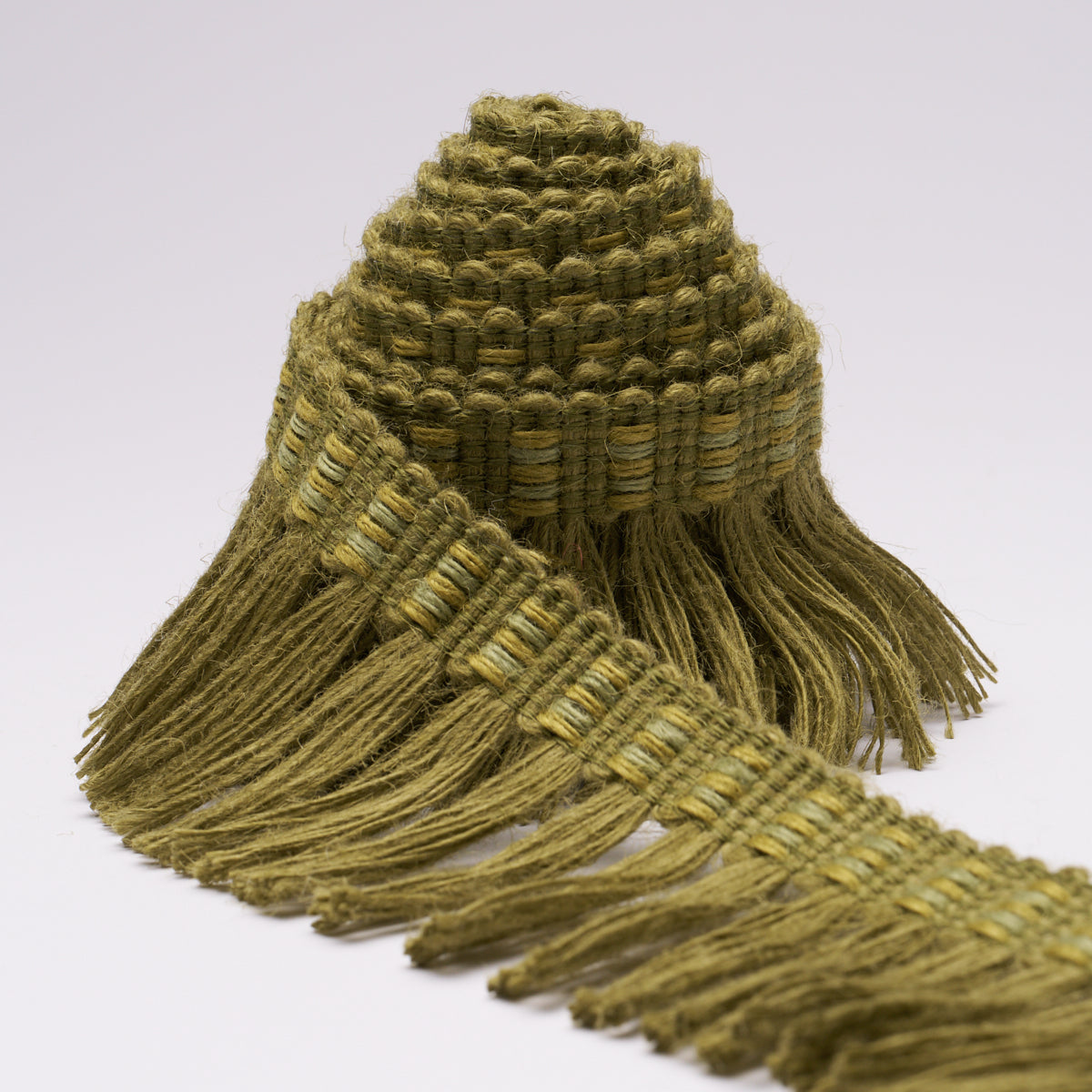 COUNTRY-FRINGE-GRASS-SCHUMACHER-85560