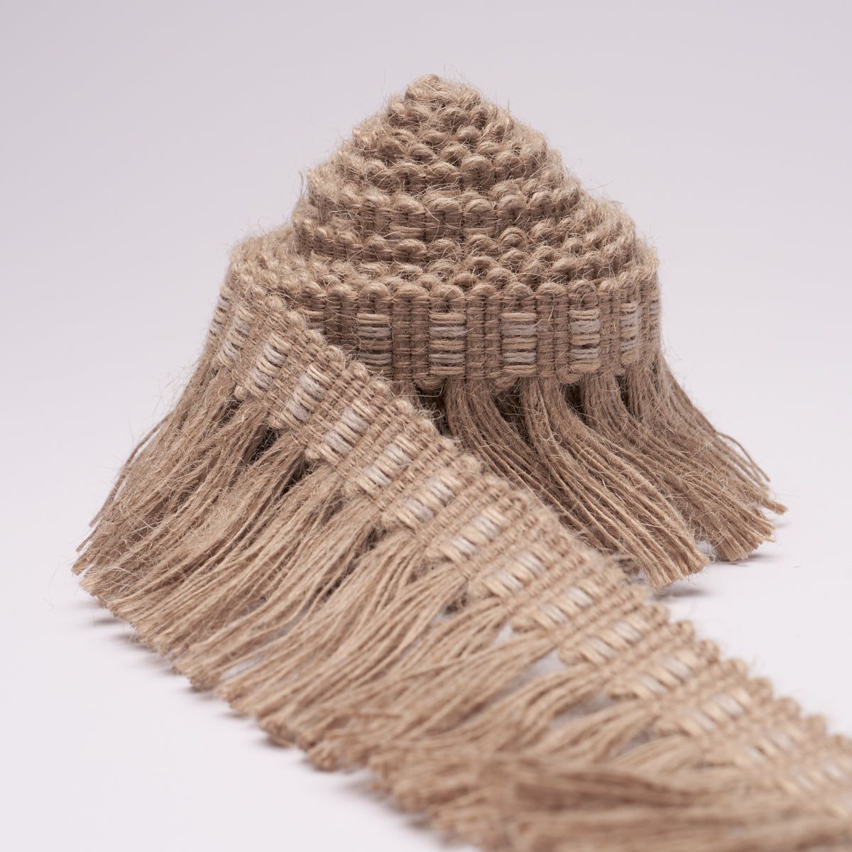 COUNTRY-FRINGE-FLAX-SCHUMACHER-85564