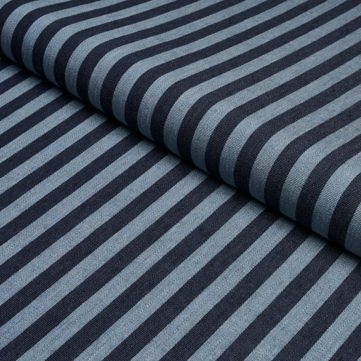 HANSON-INDOOR-OUTDOOR-STRIPE-NARROW-BLUES-SCHUMACHER-85814