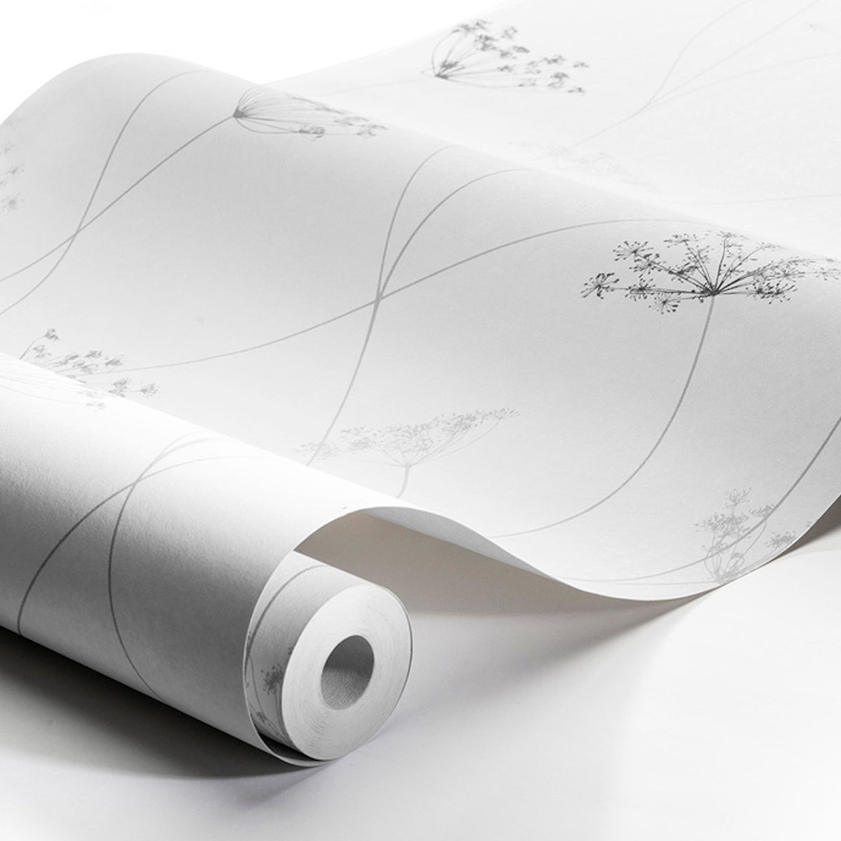 QUEEN-ANNE-WHITE-SCHUMACHER-9303