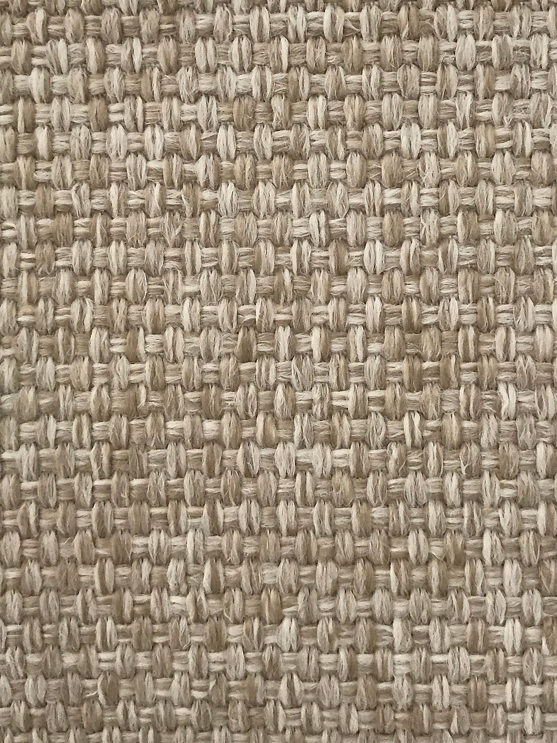 Madagascar Solid Fr - Sand