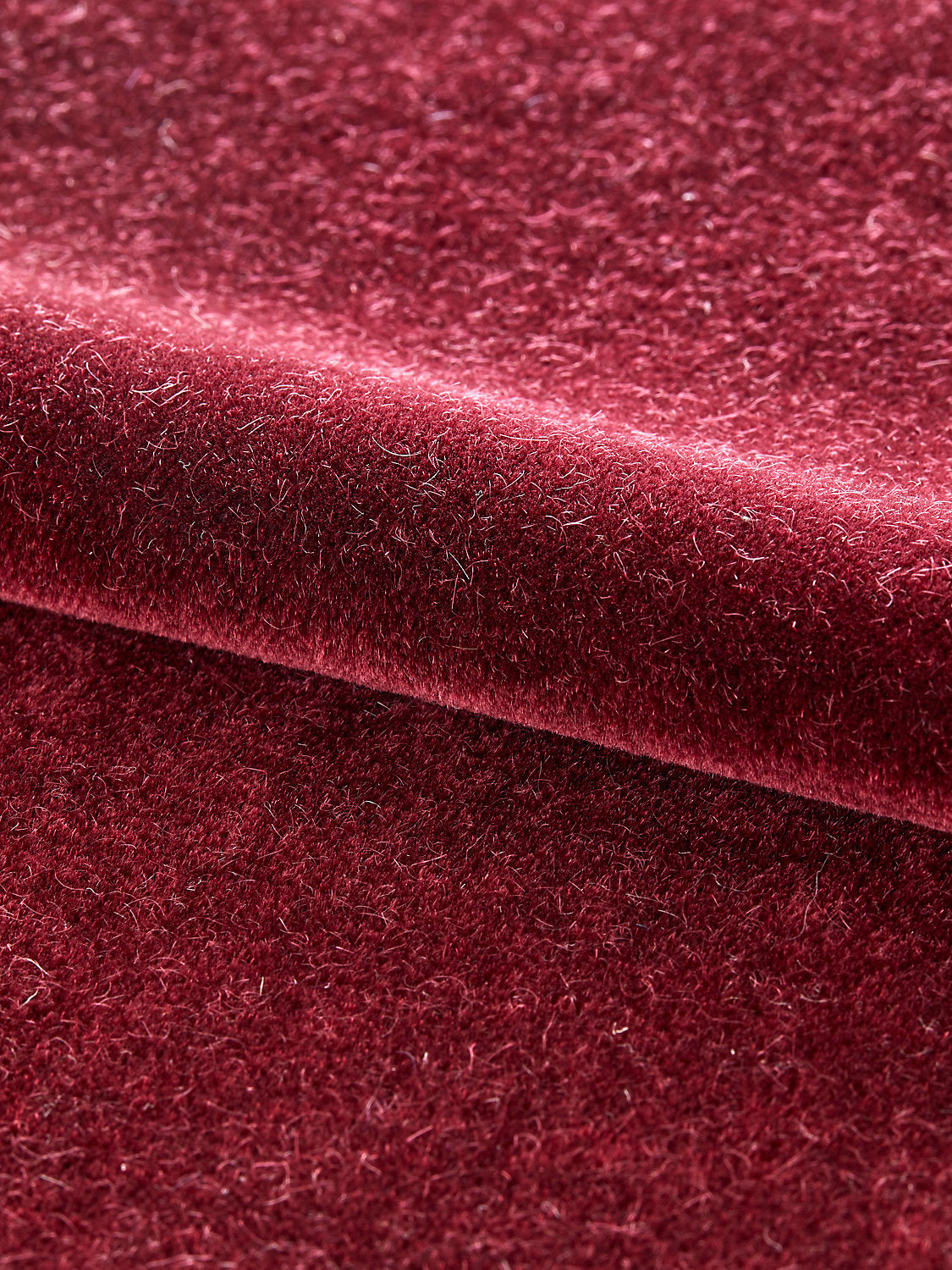Neva Mohair - Pomegranate