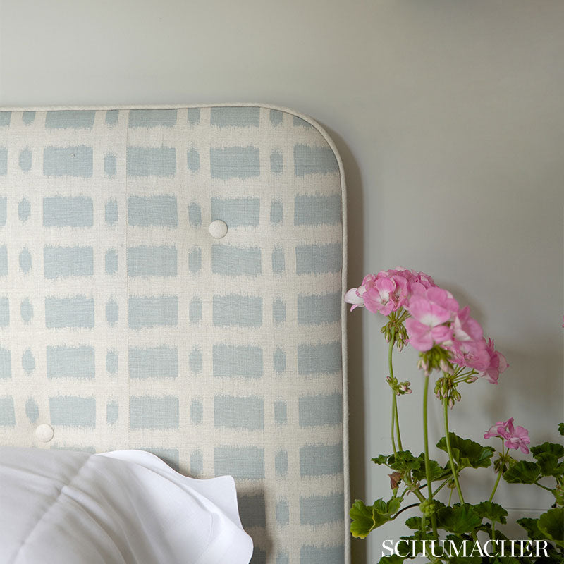 TOWNLINE-ROAD-LILAC-SCHUMACHER-TOWN005