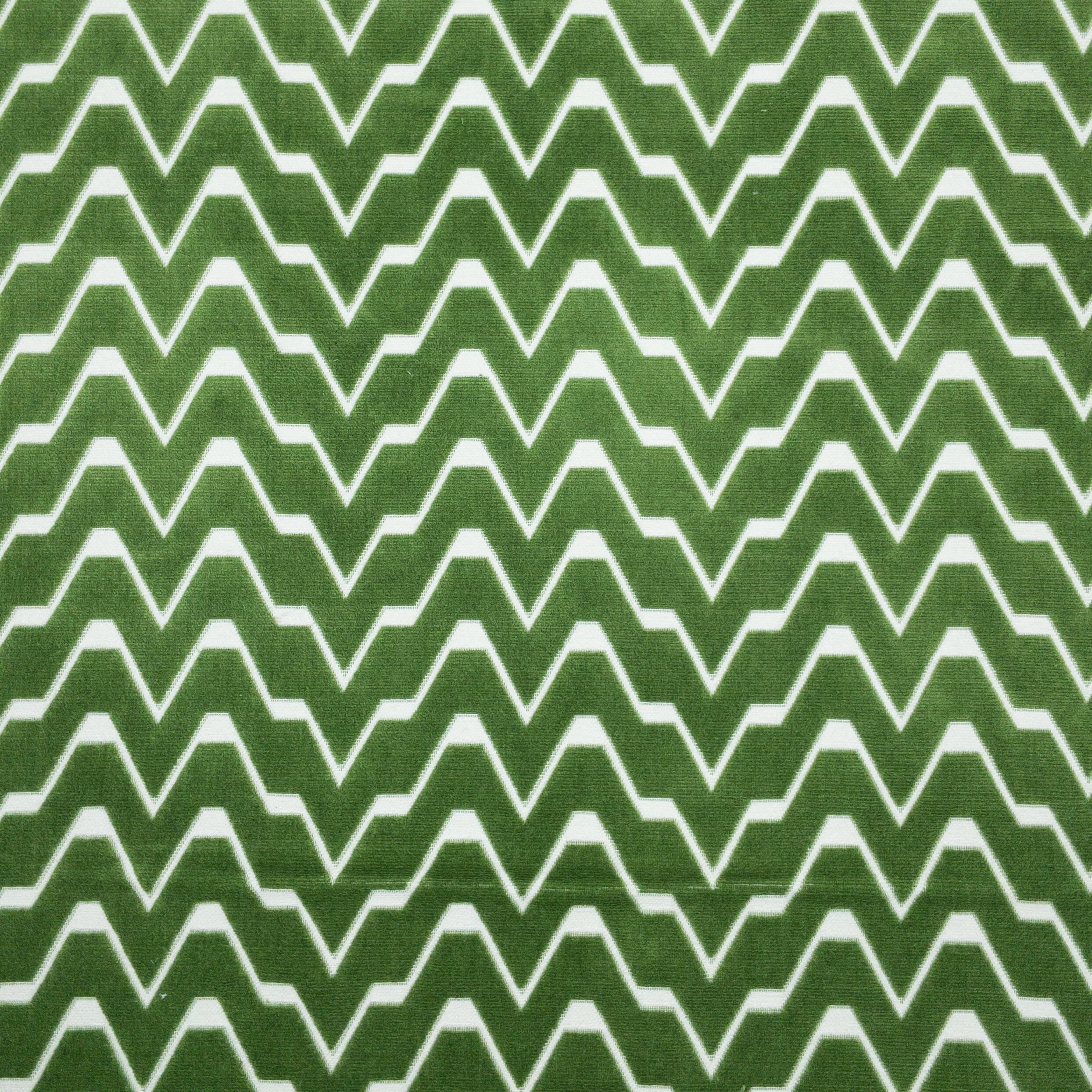 ZAGG-3-GRASS-STOUT-TEXTILES