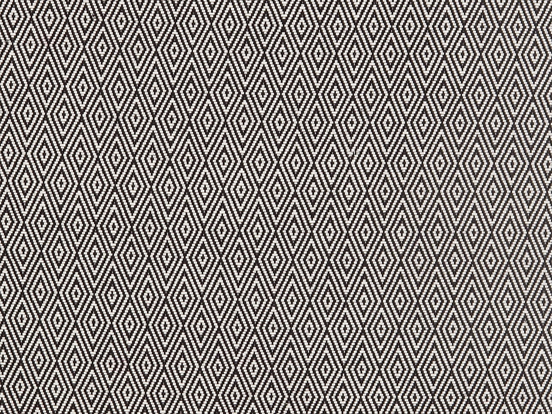 Mokala Revrs - Black & White