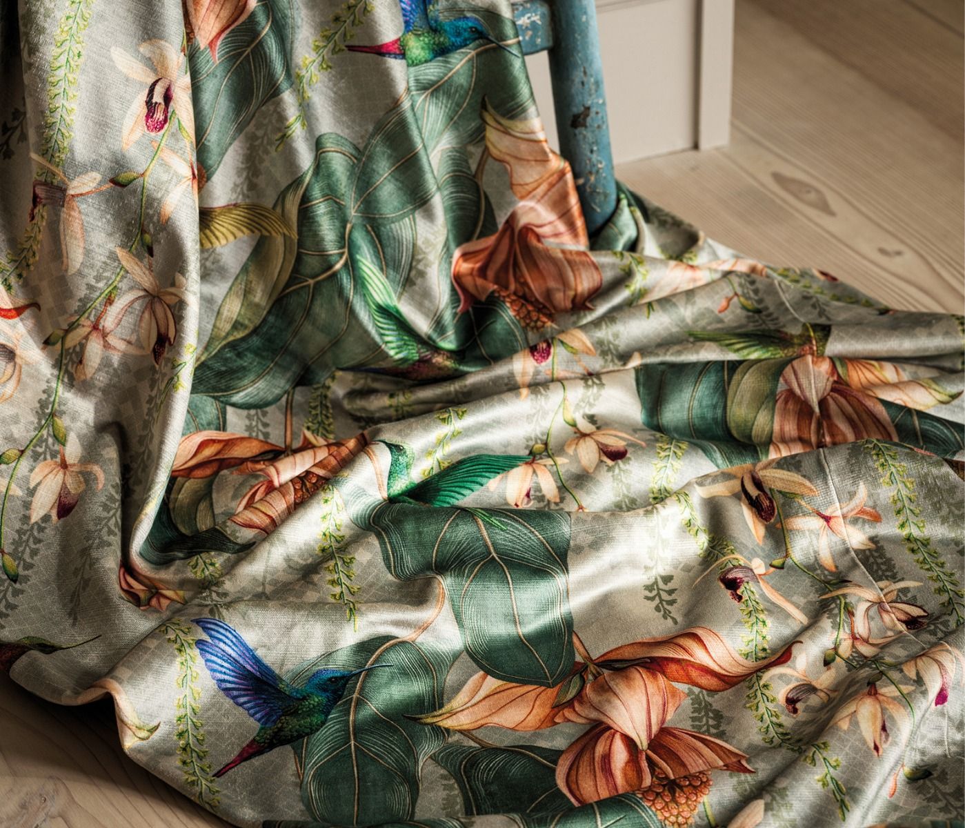 Ananda Trailing Orchid Velvet Coral - Osborne & Little - F8026-01 Fabric