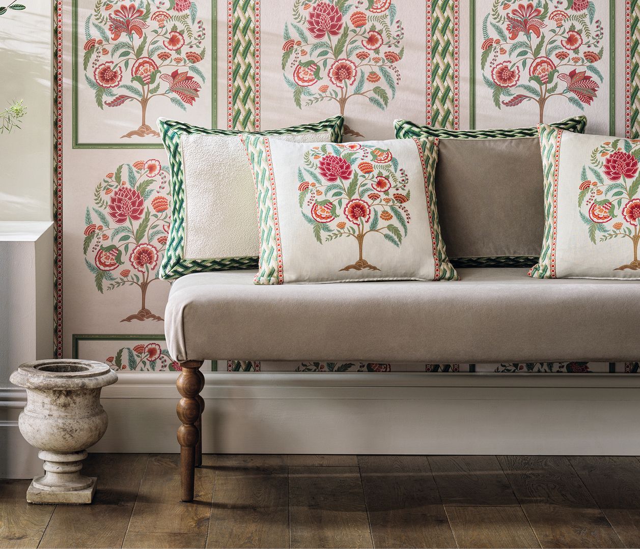 Cumbria Ennerdale Ivory - Osborne & Little - F7881-07 Fabric