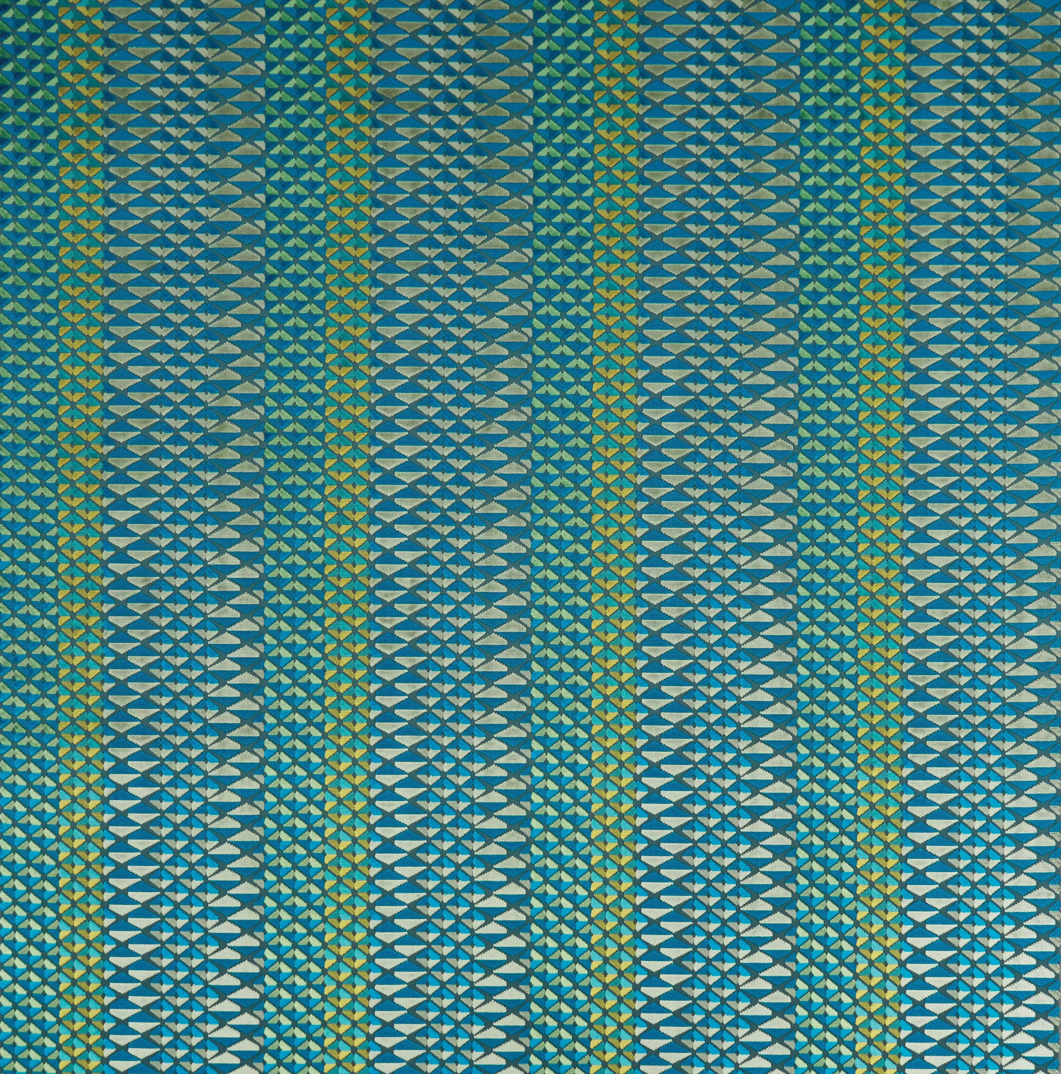 memphis-smokey-emerald-osborne-little-f7322-05
