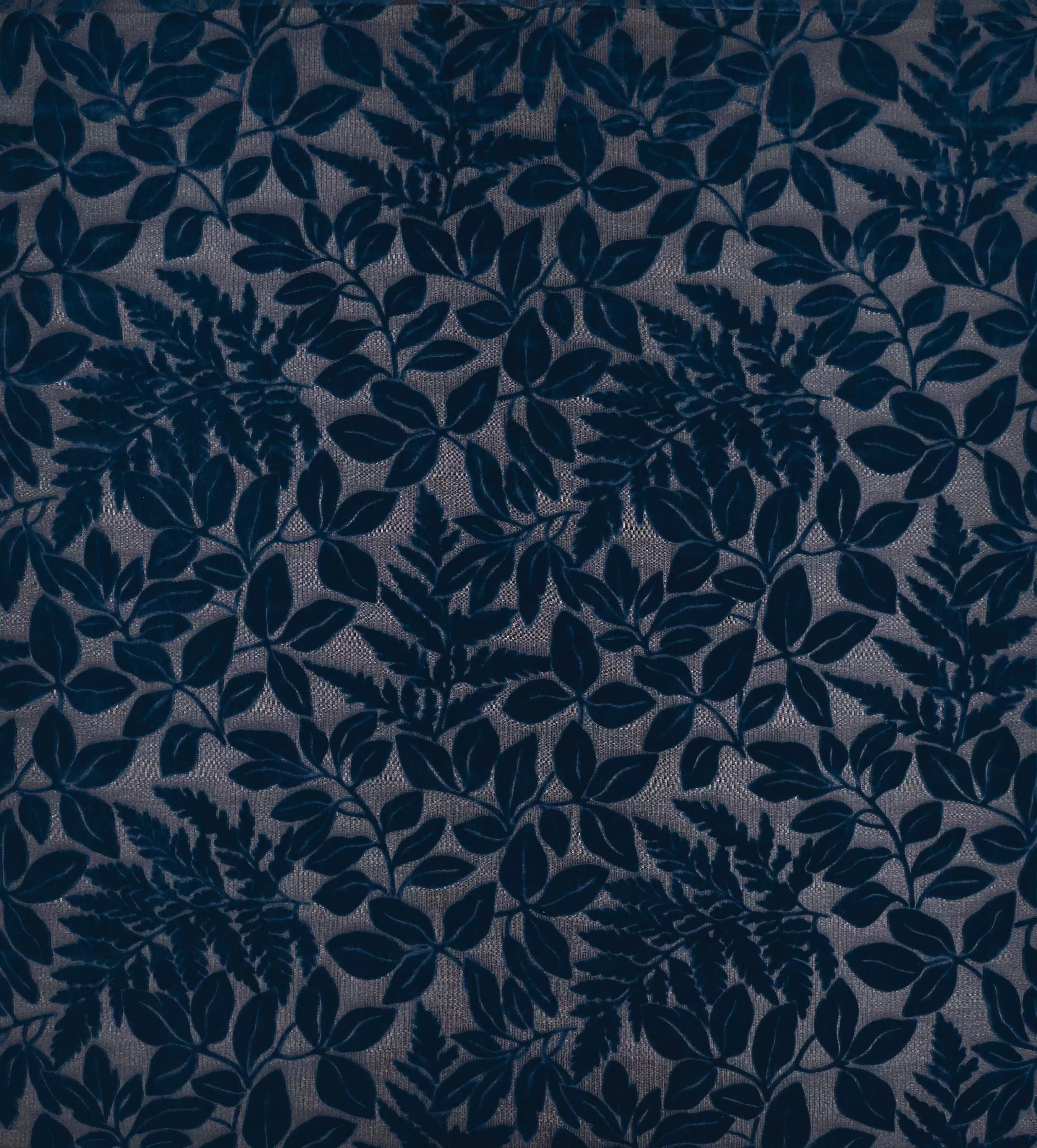 mansfield-park-donwell-navy-osborne-little-f7404-04