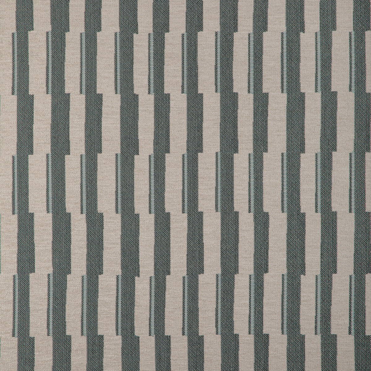 gwf-382416350-huron-denim-lee-jofa-modern