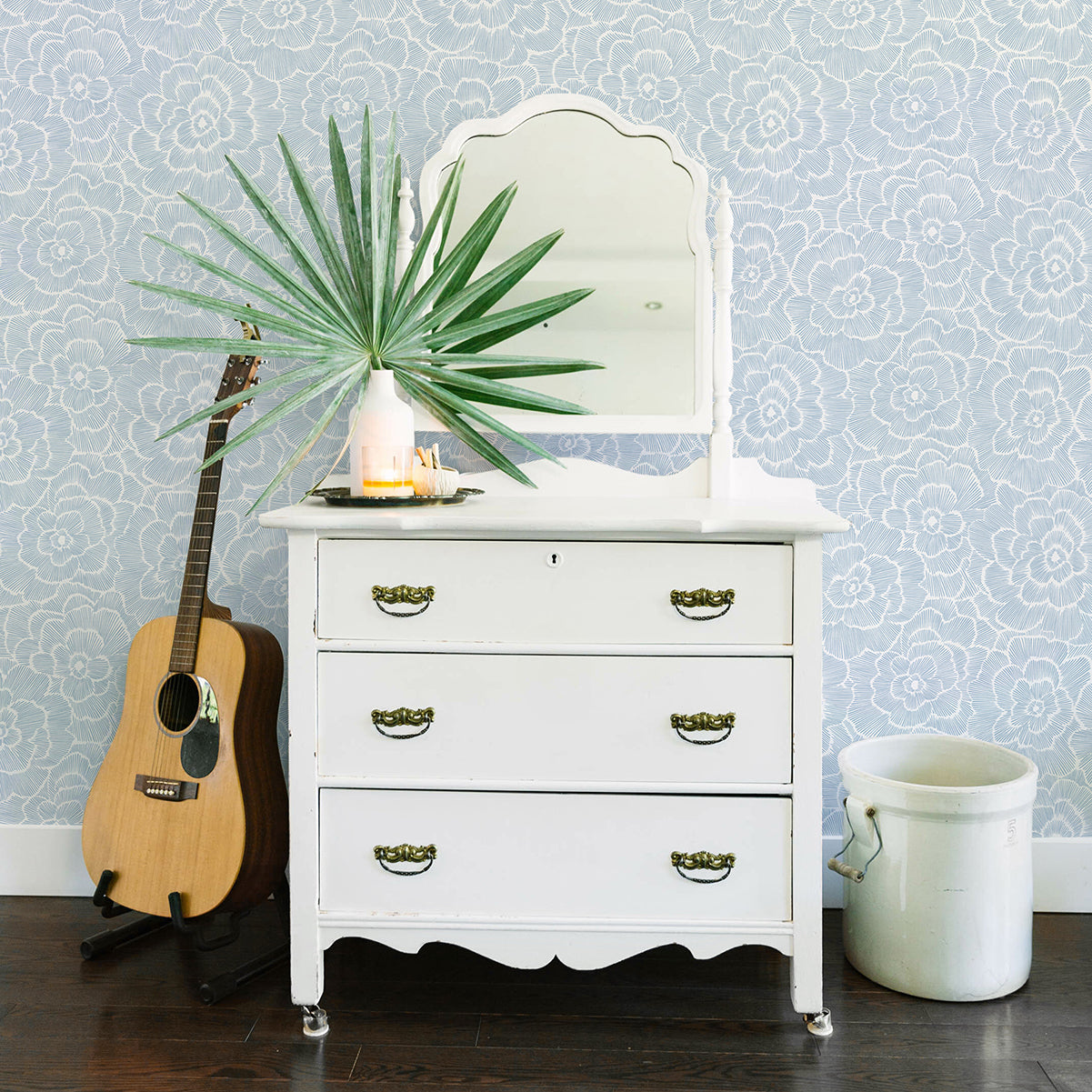 periwinkle-blue-textured-floral-wallpaper-york-wallcoverings-2969-26039