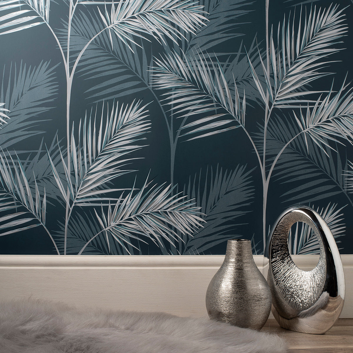 South Beach Navy Fronds Wallpaper - Brewster Wallcovering