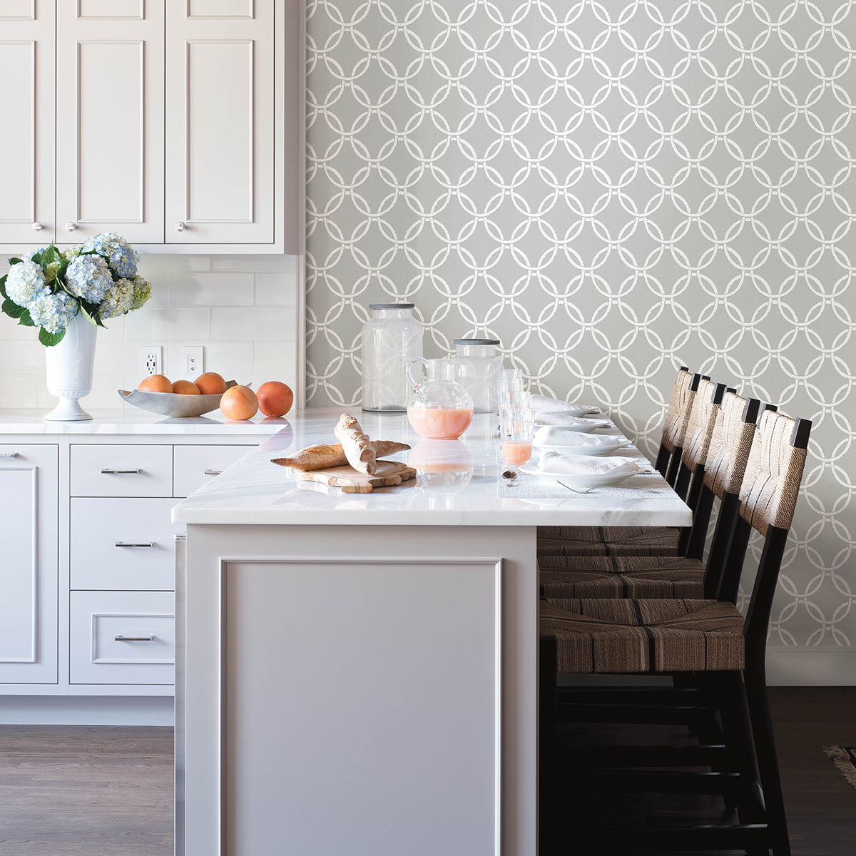 Quelala Grey Ring Ogee Wallpaper - Brewster Wallcovering