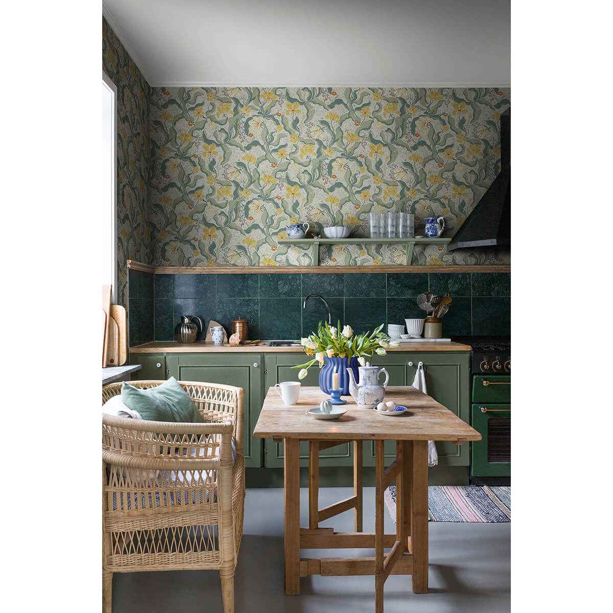 Bodri Yellow Tulip Garden Wallpaper - York Wallcoverings - 2932-65118 - York Wallcoverings Wallpaper