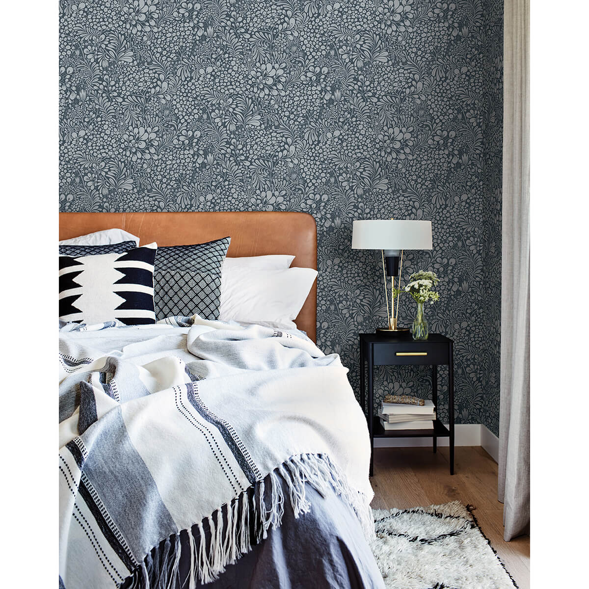 siv-dark-blue-botanical-wallpaper-york-wallcoverings-2932-65129 - York Wallcoverings Papel pintado