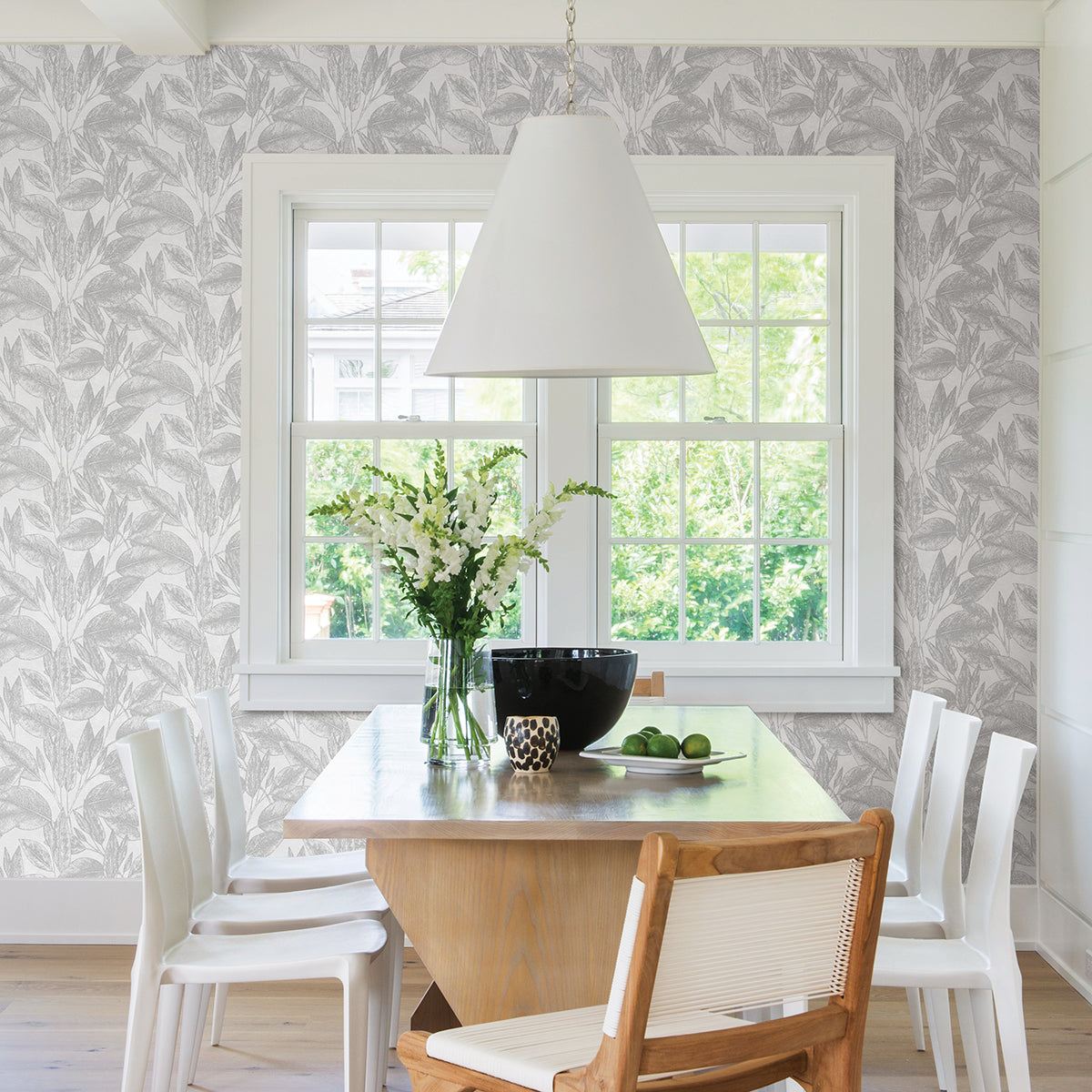 Suki Silver Leaves Wallpaper - Brewster Wallcovering