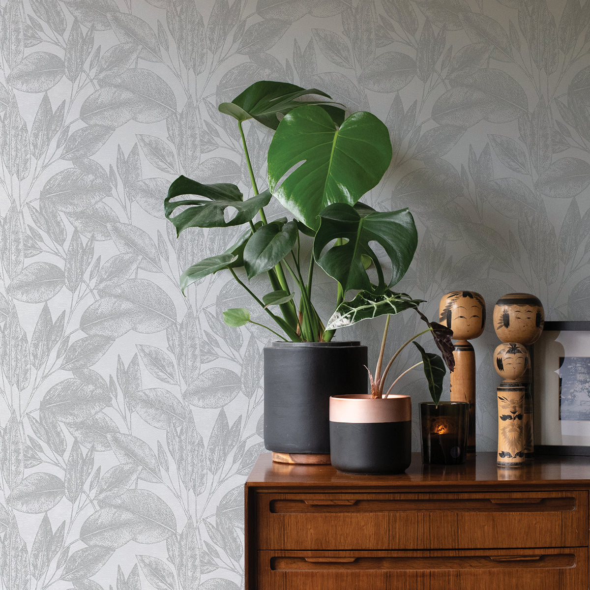 Suki Silver Leaves Wallpaper - Brewster Wallcovering