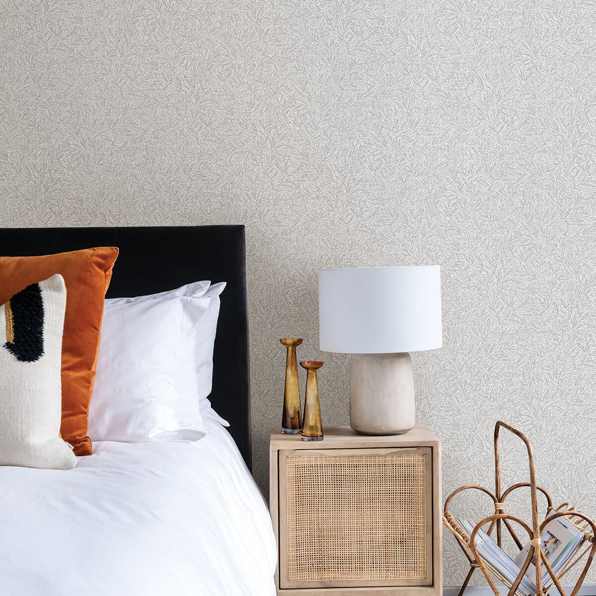 Sayuri Silver Leaf Trail Wallpaper - York Wallcoverings - 4035-37837-1 - York Wallcoverings Wallpaper