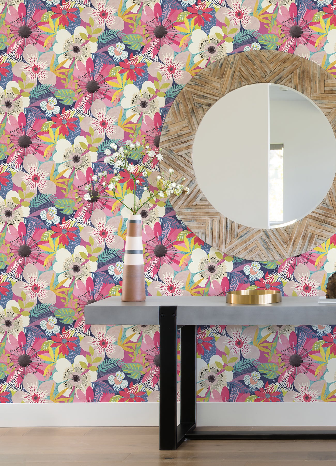 janis-raspberry-floral-riot-wallpaper-york-wallcoverings-cep50106w - York Wallcoverings Papel pintado