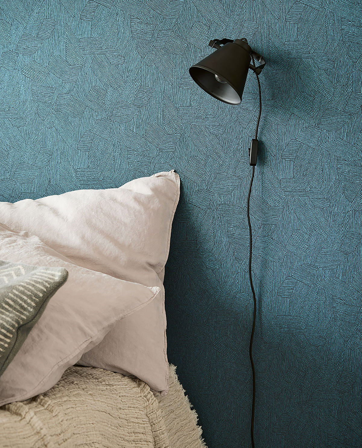 Clio Blue Lined Geometric Wallpaper - Brewster Wallcovering