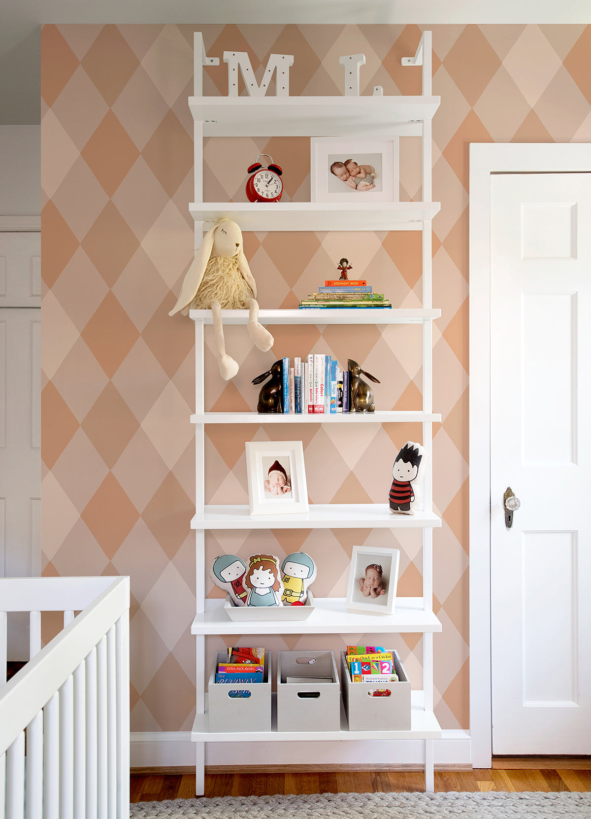 kalas-rose-diamond-wallpaper-york-wallcoverings-4111-63029