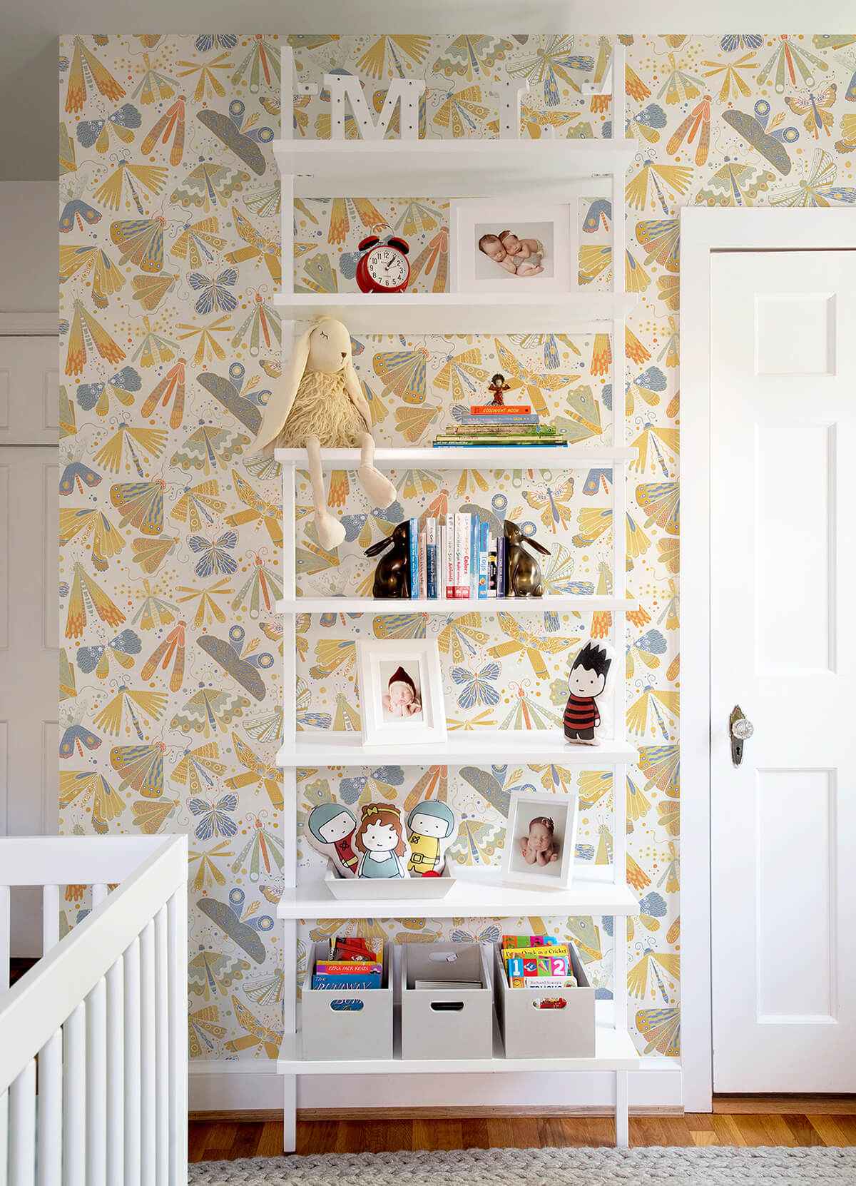 Flyga Gold Bonanza Wallpaper - York Wallcoverings - 4111-63023 - York Wallcoverings Wallpaper