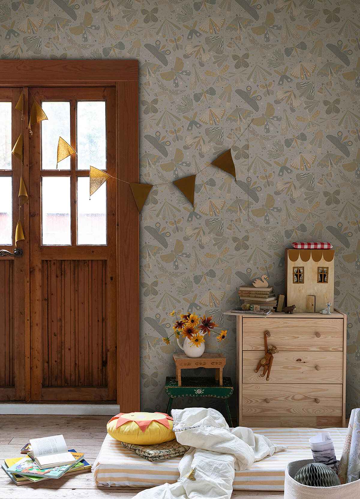 Flyga Light Blue Bonanza Wallpaper - York Wallcoverings - 4111-63025 - York Wallcoverings Wallpaper