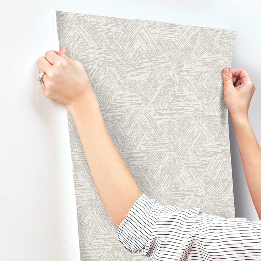 retreat-grey-quilted-geometric-wallpaper-york-wallcoverings-4122-27034