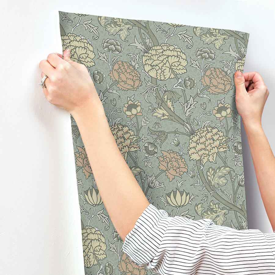 Cray Light Blue Floral Trail Wallpaper - York Wallcoverings - 4153-82034 - York Wallcoverings Wallpaper