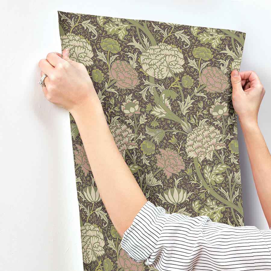 Cray Plum Floral Trail Wallpaper - York Wallcoverings - 4153-82036 - York Wallcoverings Wallpaper