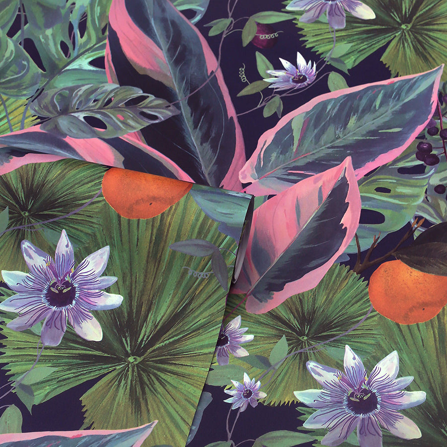 etta-navy-tropical-wallpaper-york-wallcoverings-ah921703 - York Wallcoverings Wallpaper