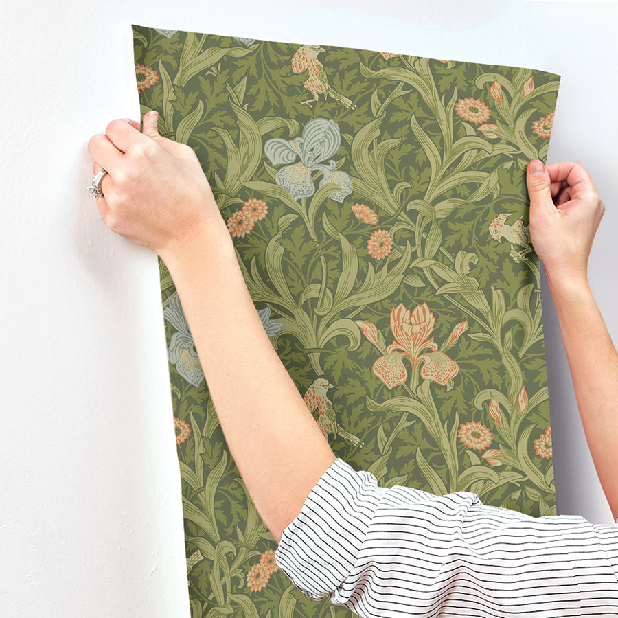 iris-green-wild-gardens-wallpaper-york-wallcoverings-4171-82050