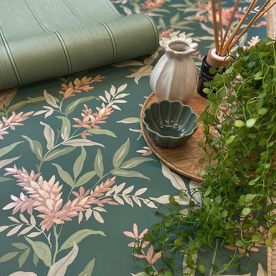 olivia-dark-green-floral-wallpaper-york-wallcoverings-bg5906 - York Wallcoverings Papel pintado