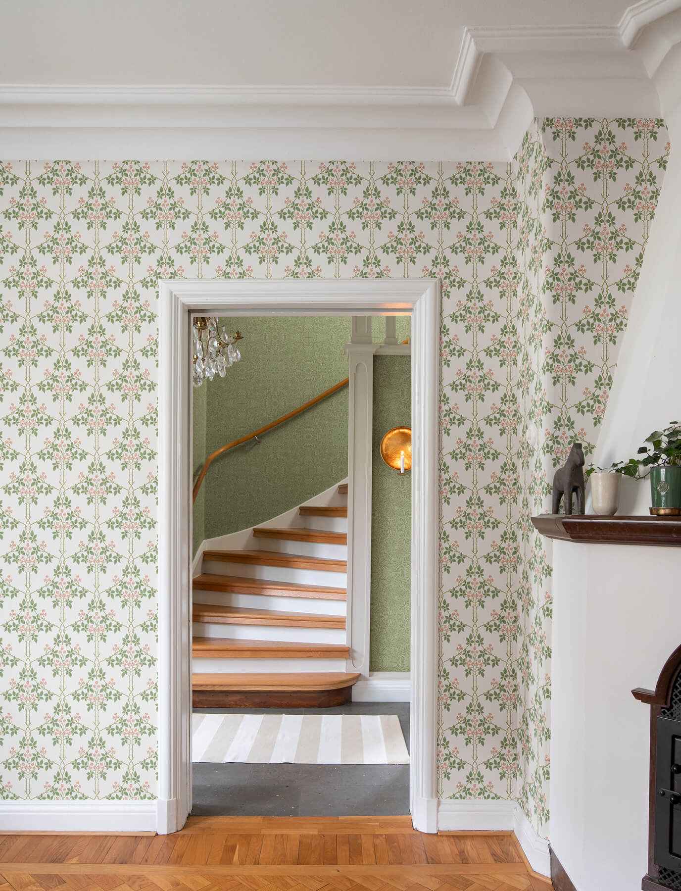 Blackberry Pink Vine Trellis Wallpaper - York Wallcoverings - 4171-82054 - York Wallcoverings Wallpaper