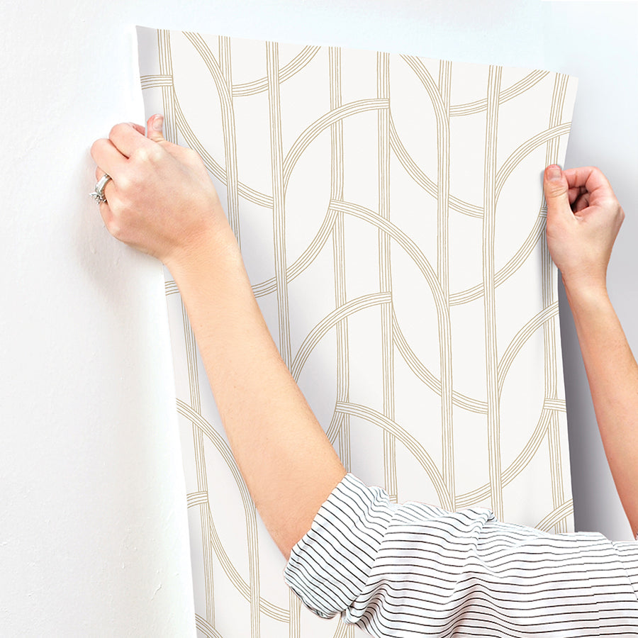 salvo-gold-curved-contours-wallpaper-york-wallcoverings-4172-82008