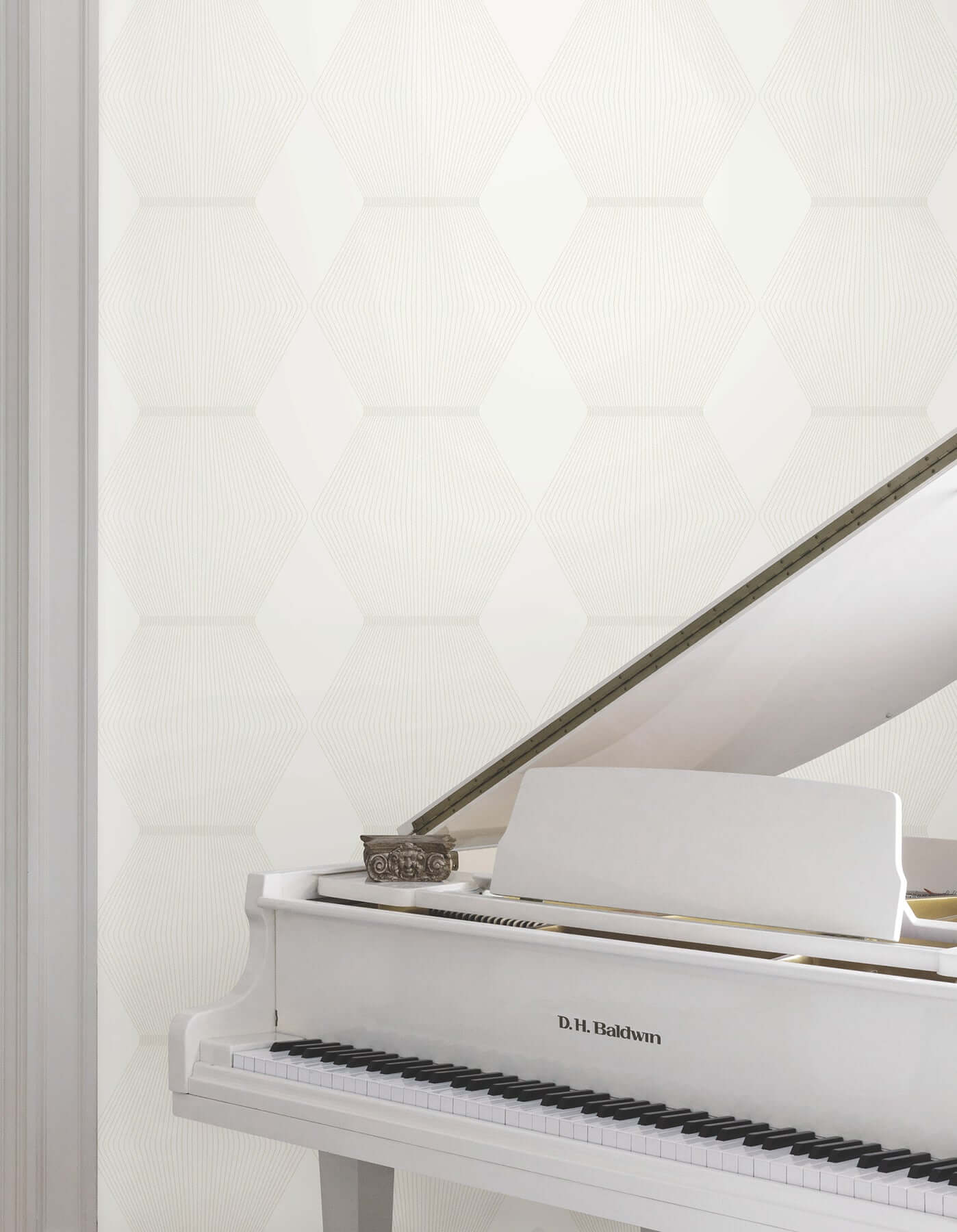 diamond-legacy-white-wallpaper-york-wallcoverings-mx9634 - York Wallcoverings Wallpaper