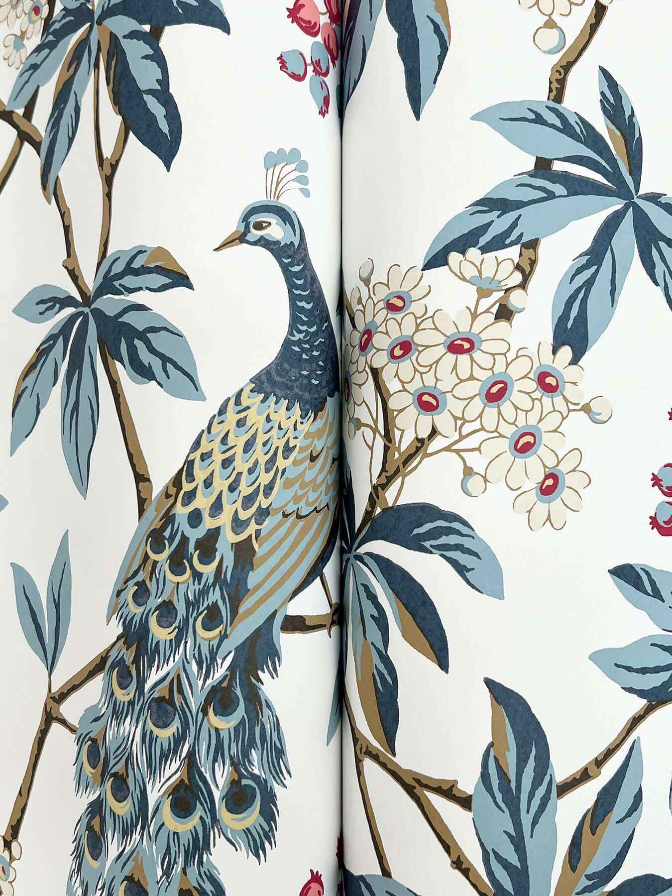 Peacock Estate White Wallpaper - York Wallcoverings - MX9666 - York Wallcoverings Wallpaper