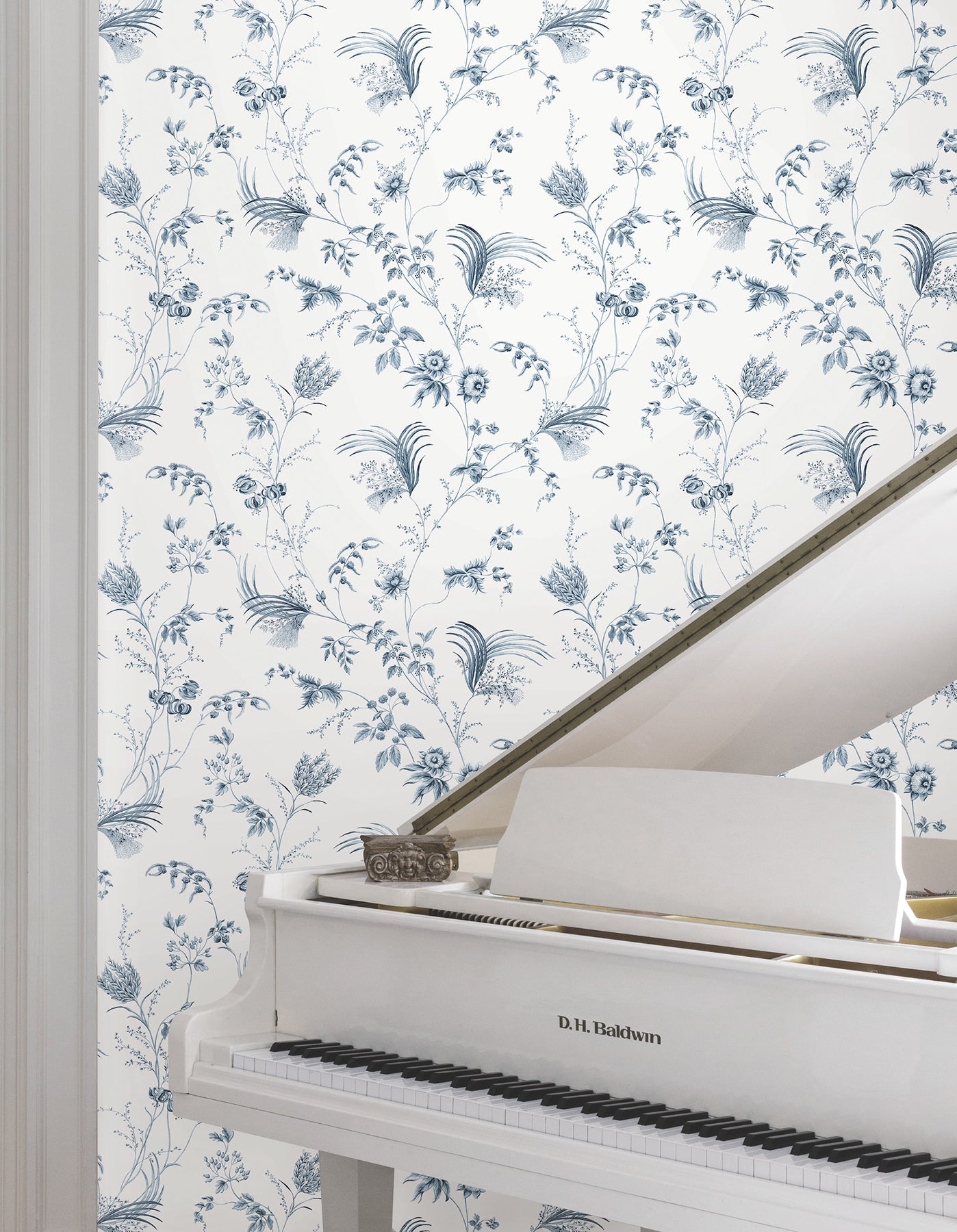 floral-lace-wallpaper-navy-york-wallcoverings-mx9683