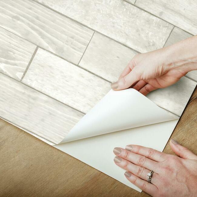 warehouse-planks-premium-peel-stick-wallpaper-white-york-wallcoverings-psw1293rl
