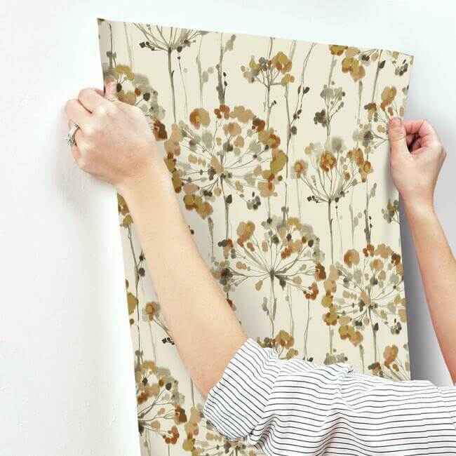 Flourish Cream & Gold Metallic Wallpaper - York Wallcoverings - CN2105 - York Wallcoverings Wallpaper