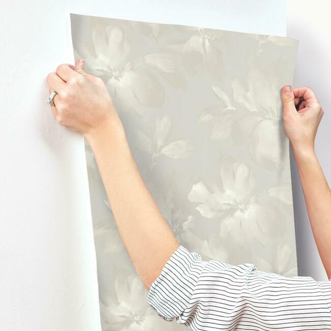 midnight-blooms-wallpaper-neutral-york-wallcoverings-so2472