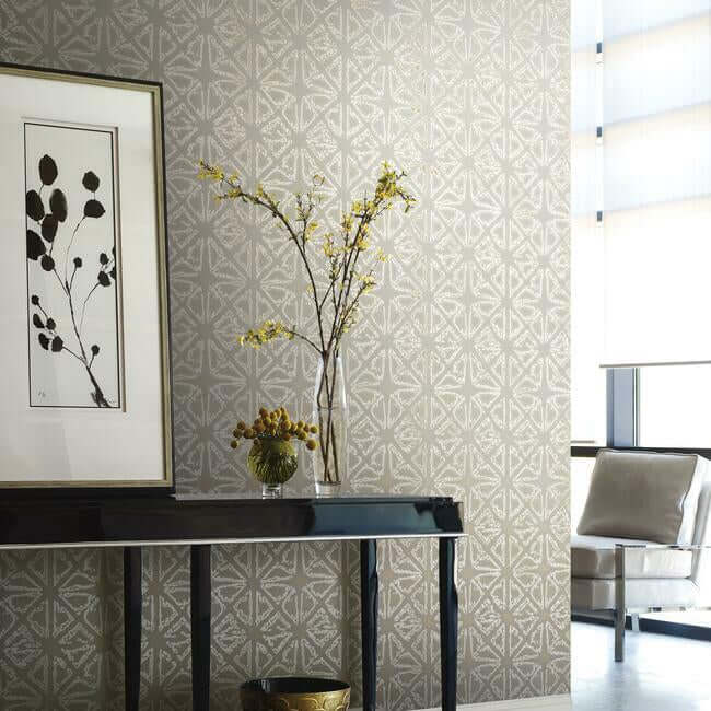 empire-diamond-silver-taupe-wallpaper-york-wallcoverings-kt2112 - York Wallcoverings Wallpaper