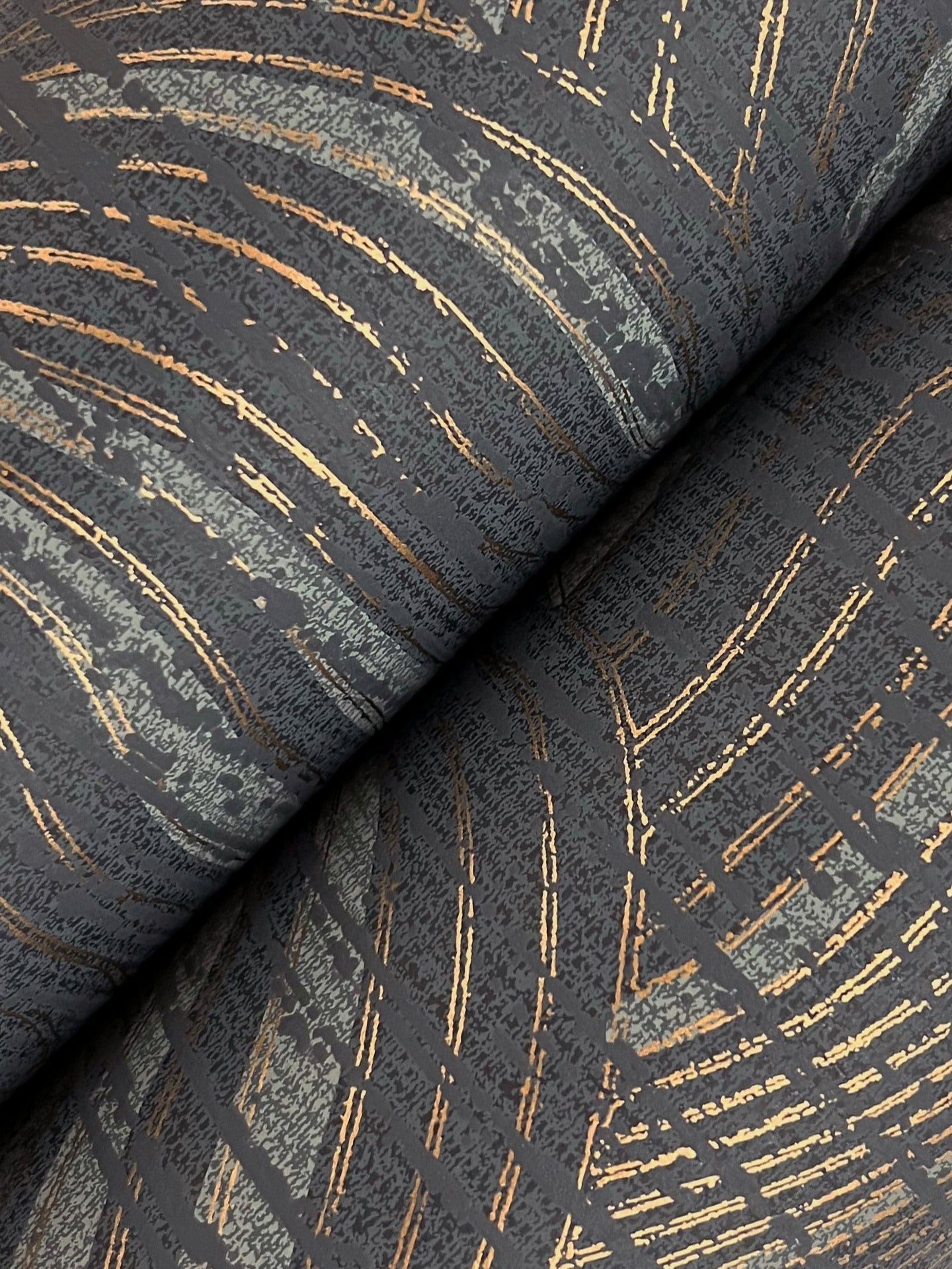 geodes-wallpaper-black-york-wallcoverings-kt2162