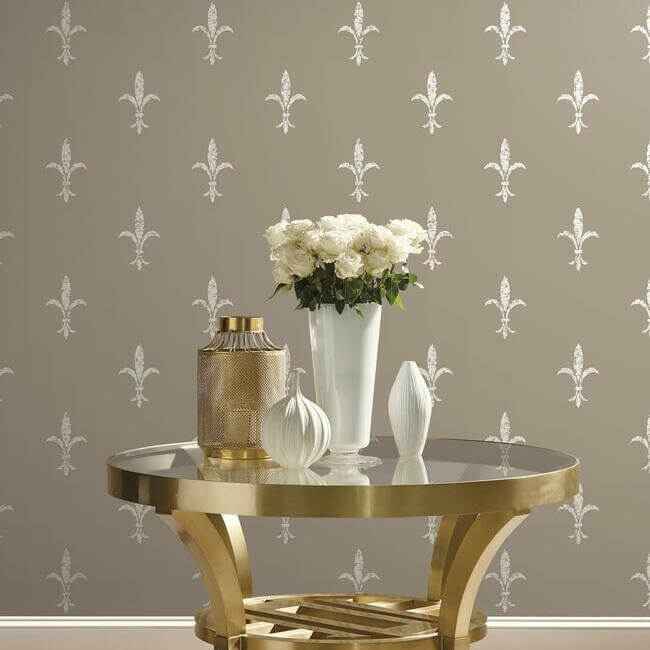 Fleur De Lis Cream Wallpaper - York Wallcoverings - KT2195