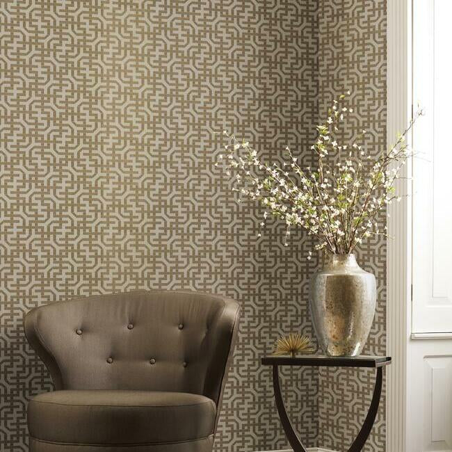 dynastic-lattice-wallpaper-glint-gold-york-wallcoverings-5804