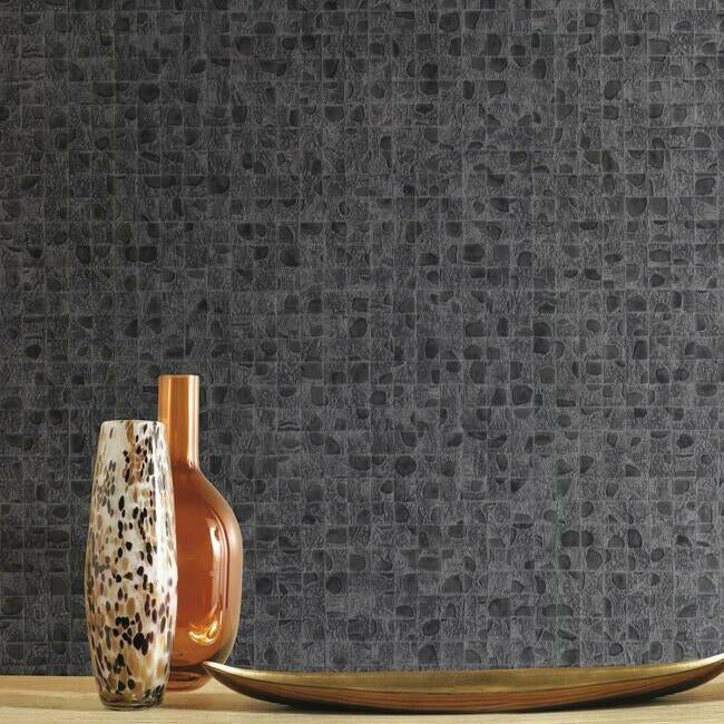 leather-lux-wallpaper-gunmetal-york-wallcoverings-ho2119
